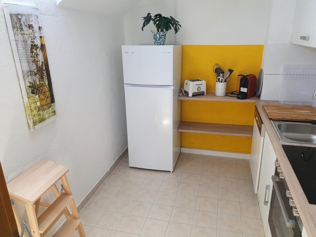 Ferienwohnung Mit Ausblick クロイツリンゲン エクステリア 写真